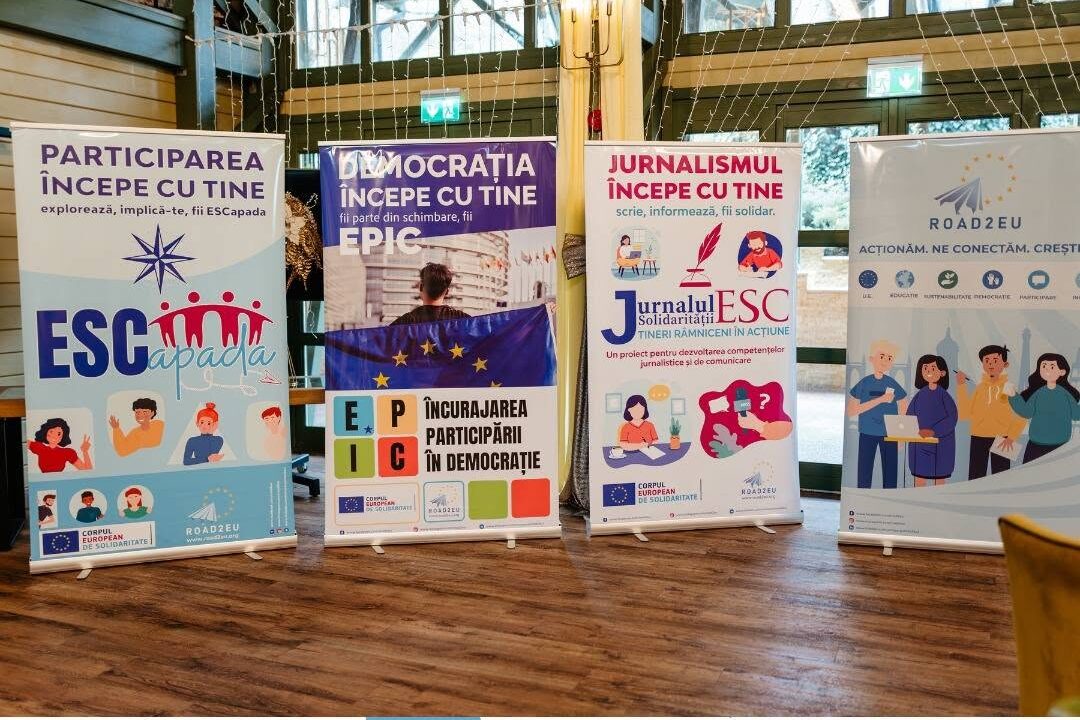 E.P.I.C. – Incurajarea Participarii in Democratie: lansarea ghidului „Cum sa organizezi un Mini-MEU in liceu”